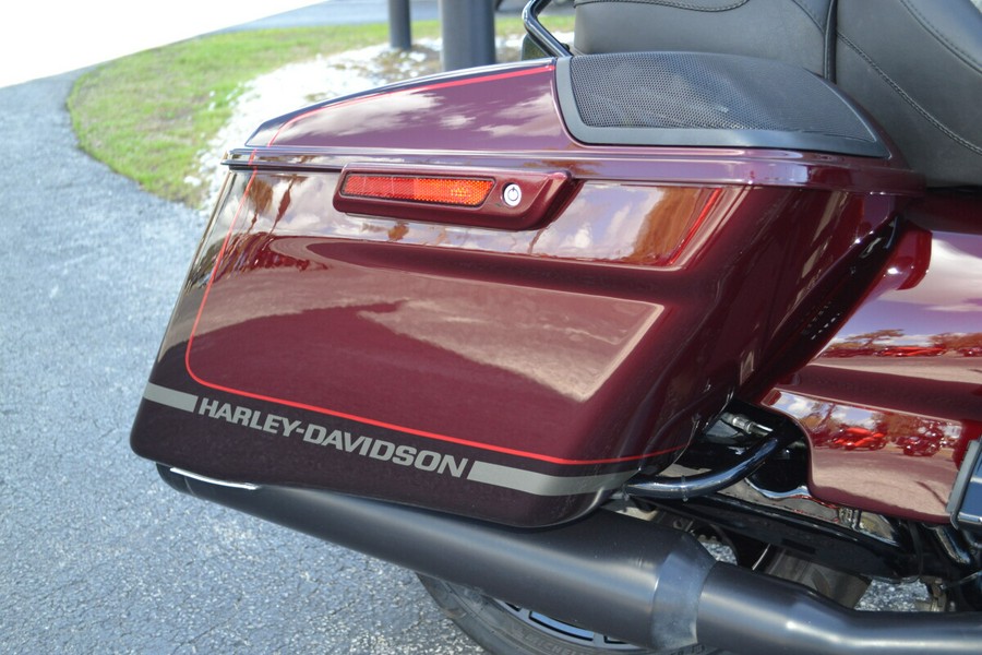 2019 Harley-Davidson® CVO™ Street Glide® - FLHXSE