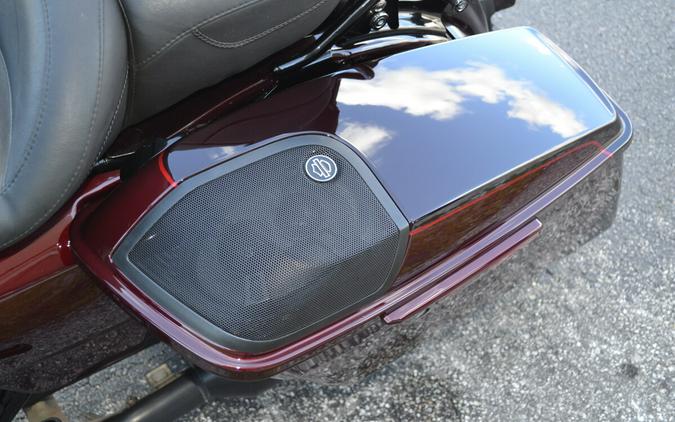 2019 Harley-Davidson® CVO™ Street Glide® - FLHXSE