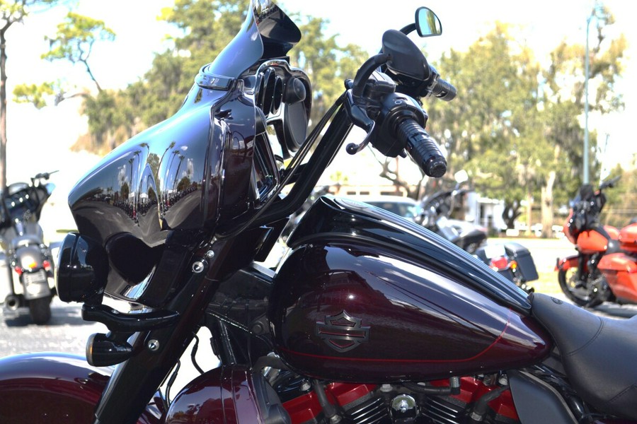 2019 Harley-Davidson® CVO™ Street Glide® - FLHXSE