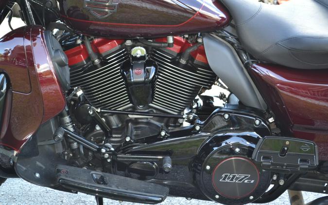 2019 Harley-Davidson® CVO™ Street Glide® - FLHXSE