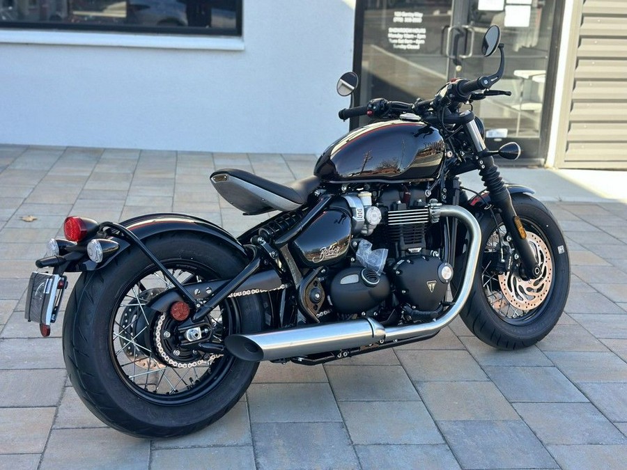 2024 Triumph Bonneville Bobber Stealth Edition