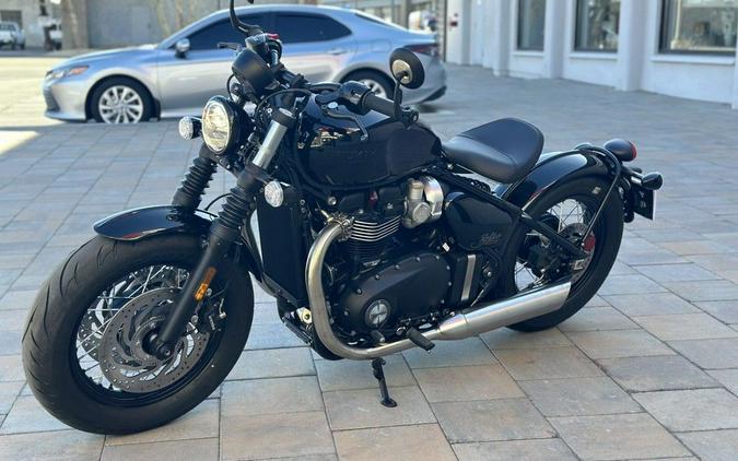 2024 Triumph Bonneville Bobber Stealth Edition