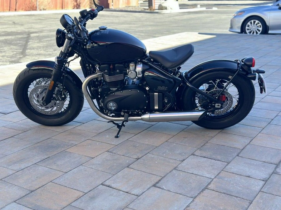 2024 Triumph Bonneville Bobber Stealth Edition