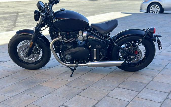 2024 Triumph Bonneville Bobber Stealth Edition