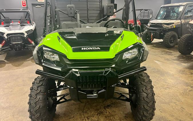 2023 Honda Pioneer 1000 Deluxe