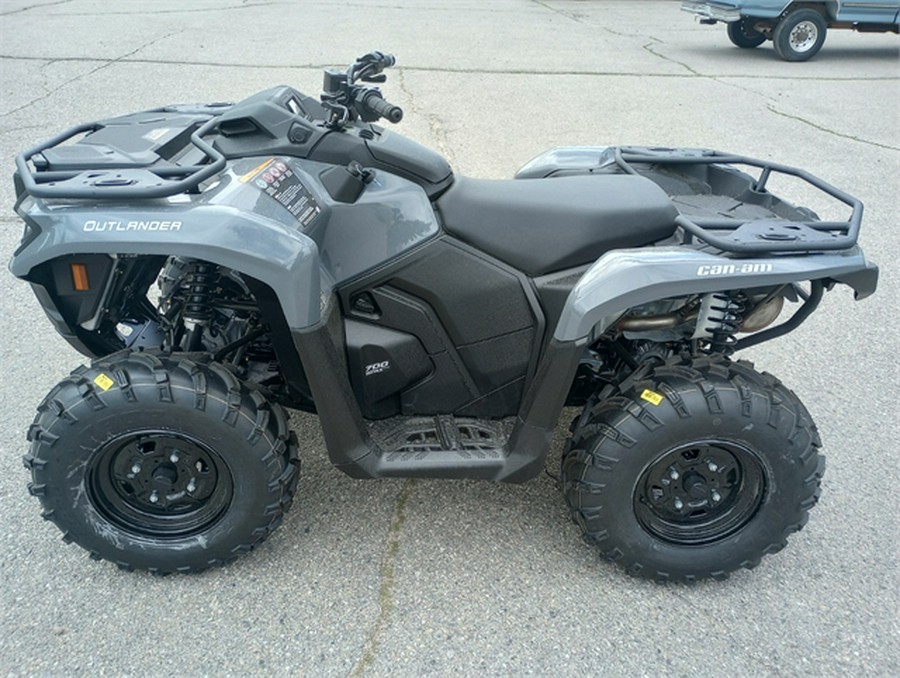 2023 Can-Am™ Outlander™ DPS 700