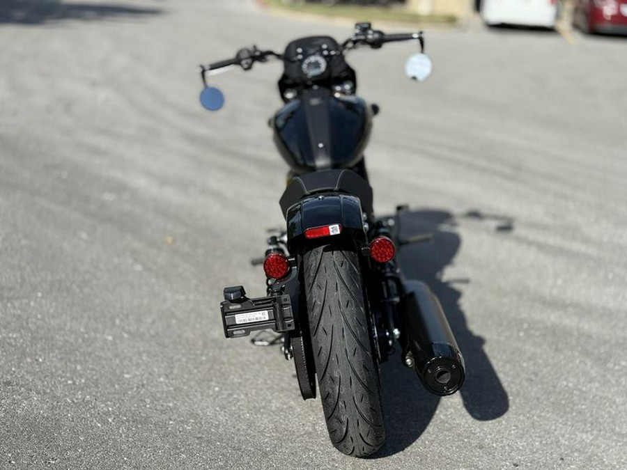 2025 Indian Motorcycle® Sport Scout® Black Metallic