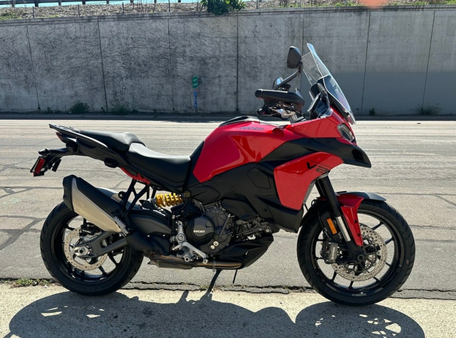 2025 Ducati Multistrada V2