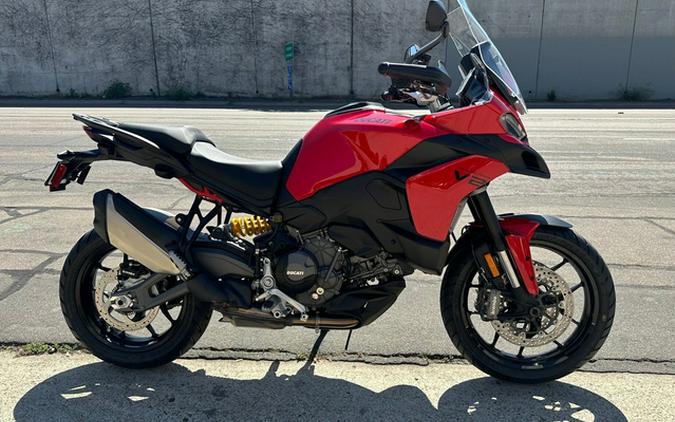 2025 Ducati Multistrada V2