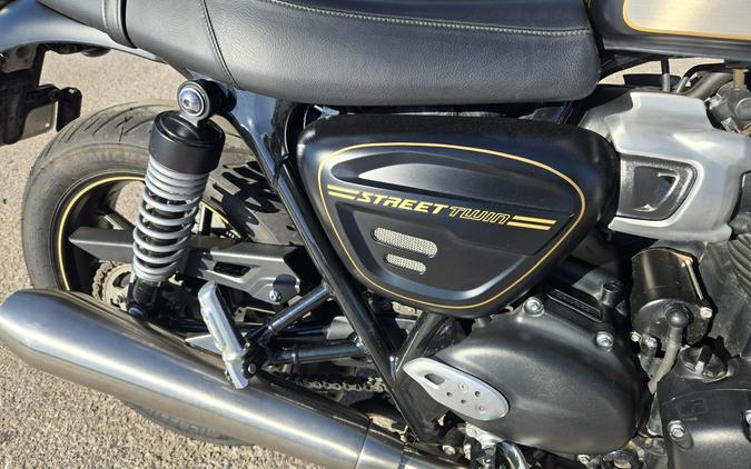 2022 TRIUMPH STREET TWIN GOLDLINE