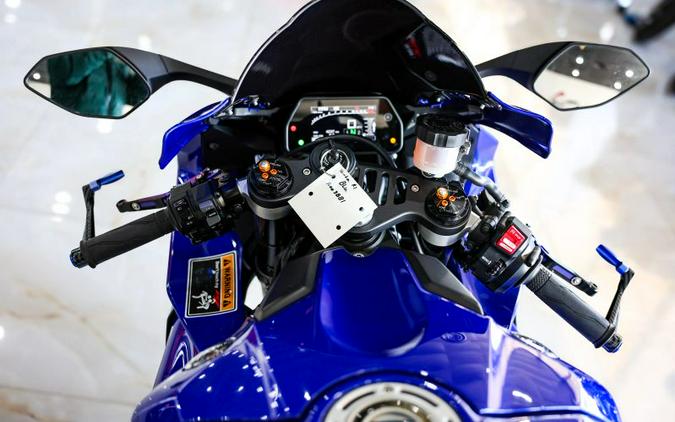2024 Yamaha YZF-R1
