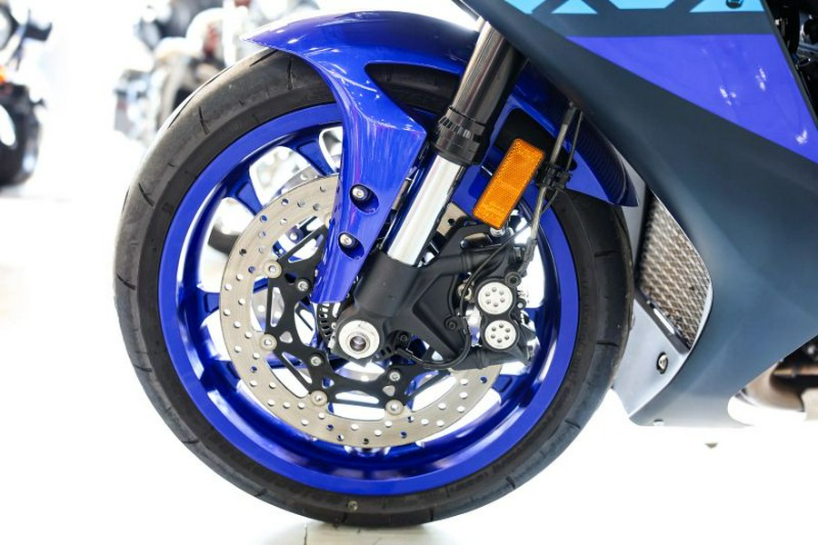2024 Yamaha YZF-R1