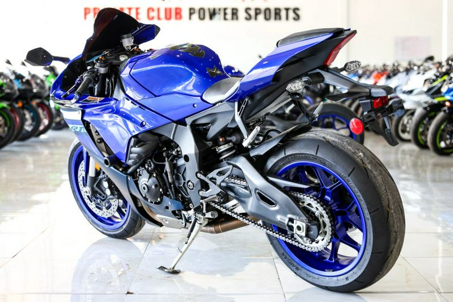 2024 Yamaha YZF-R1