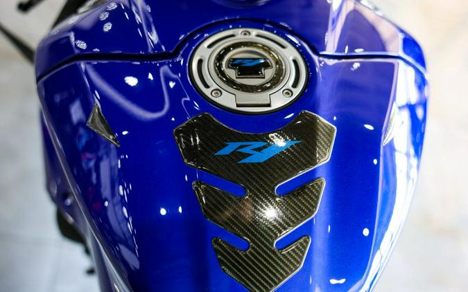 2024 Yamaha YZF-R1