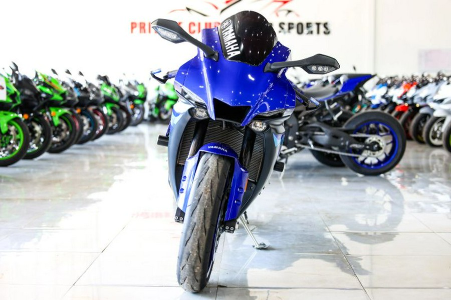 2024 Yamaha YZF-R1