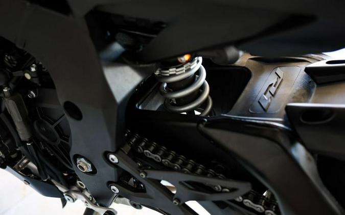 2024 Yamaha YZF-R1