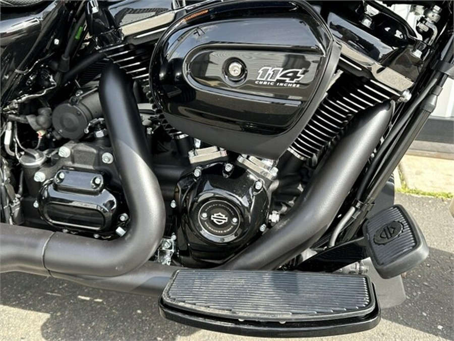 Harley-Davidson Road Glide 3 2023 FLTRT 84368880 BLACK W/ PINSTRIPE