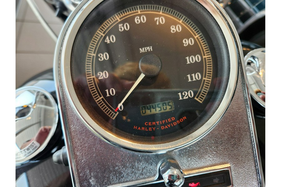 2003 Harley-Davidson® Road King Classic