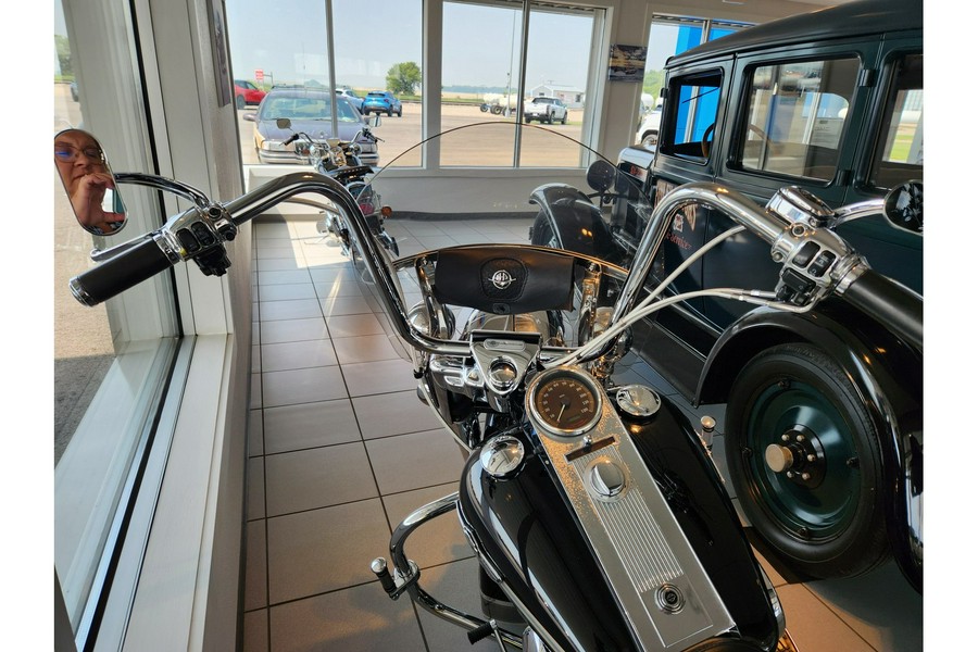 2003 Harley-Davidson® Road King Classic