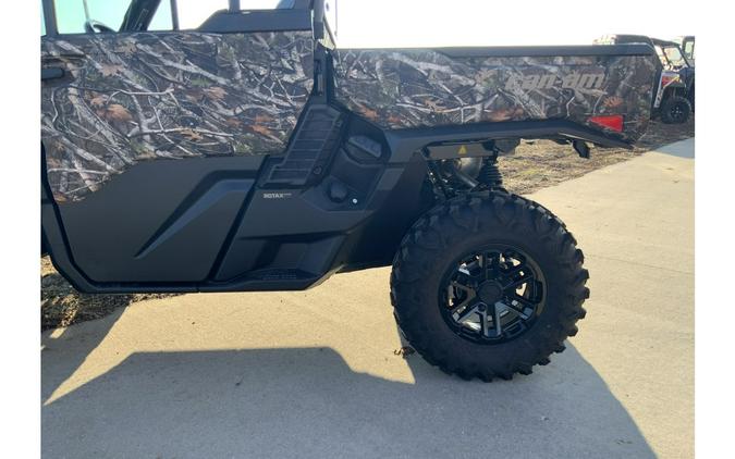 2026 Can-Am Defender Limited HD11