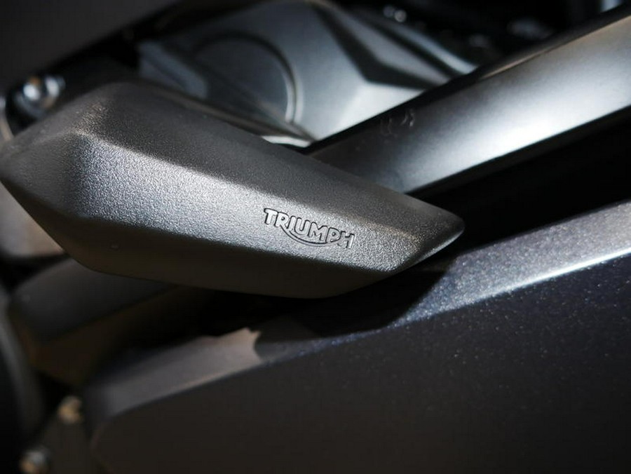 2025 Triumph Daytona 660 Satin Granite/Satin Black