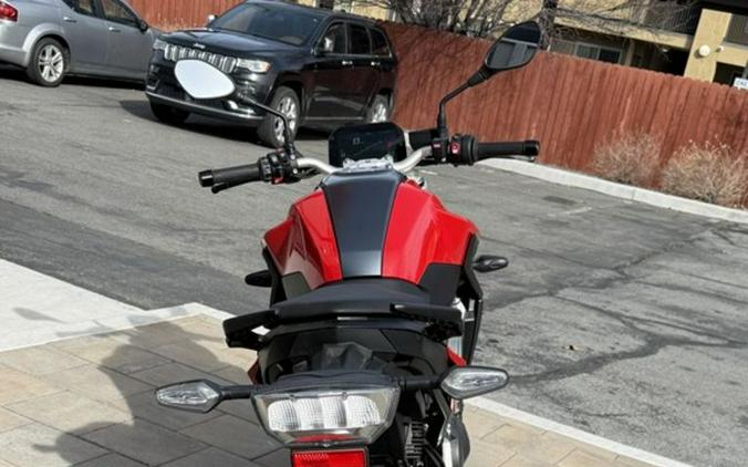 2024 BMW F 900 R Exclusive