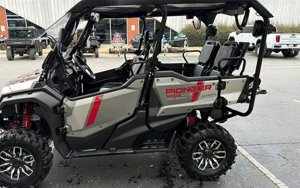 2025 Honda Pioneer 1000-5 Deluxe
