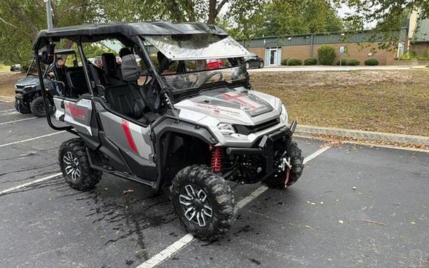 2025 Honda Pioneer 1000-5 Deluxe