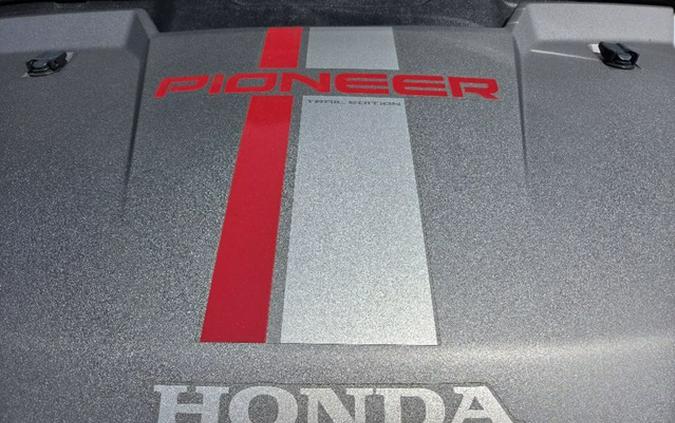 2025 Honda Pioneer 1000-5 Deluxe