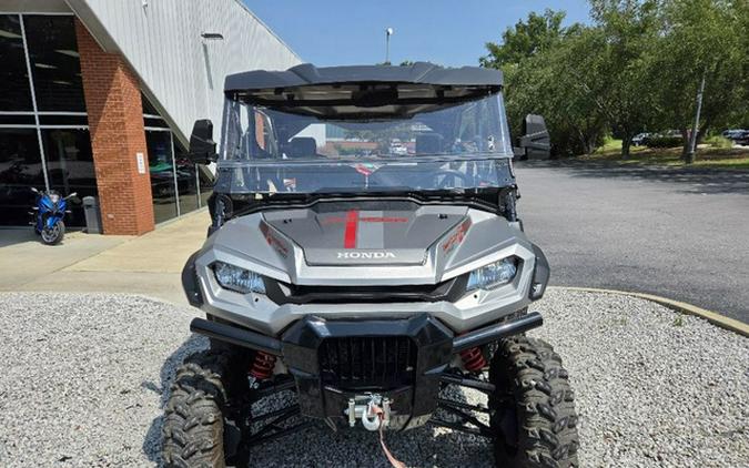 2025 Honda Pioneer 1000-5 Deluxe