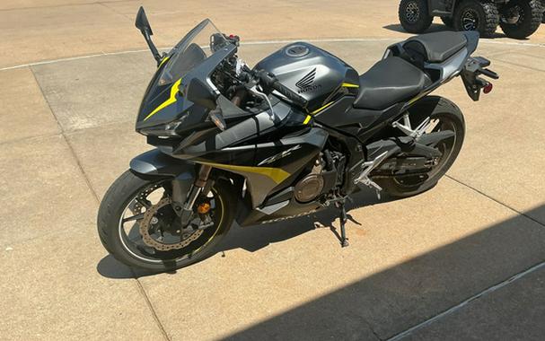 2023 Honda CBR500R ABS