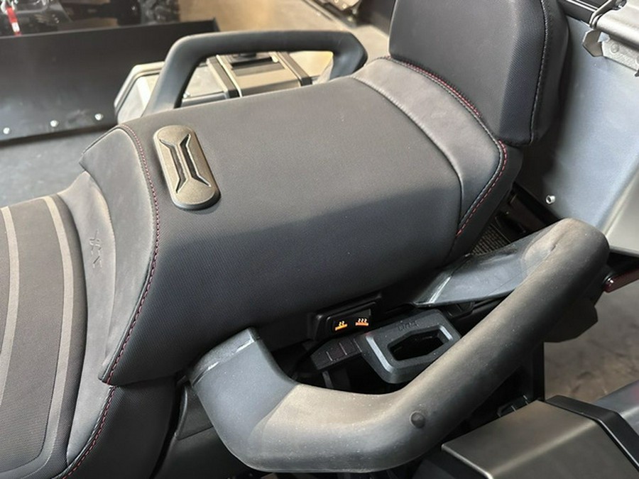 2025 Can-Am Canyon? XT