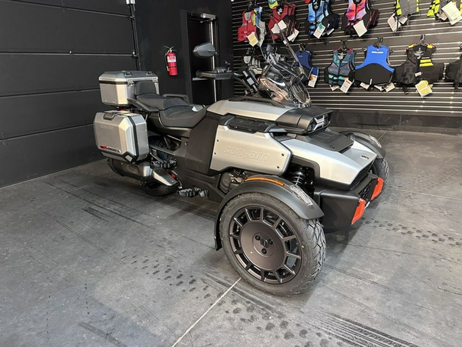 2025 Can-Am Canyon? XT