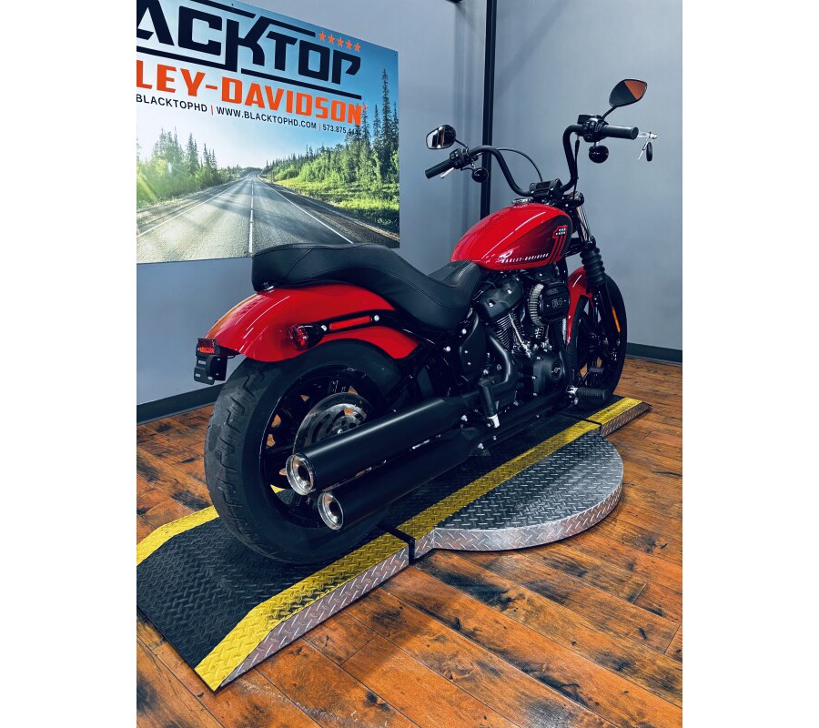 2022 Harley-Davidson® Street Bob® 114 REDLINE RED
