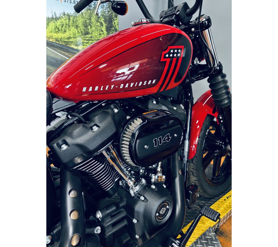 2022 Harley-Davidson® Street Bob® 114 REDLINE RED