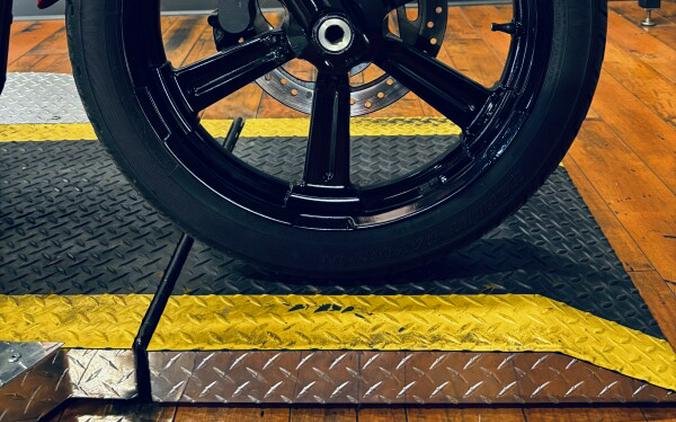 2022 Harley-Davidson® Street Bob® 114 REDLINE RED