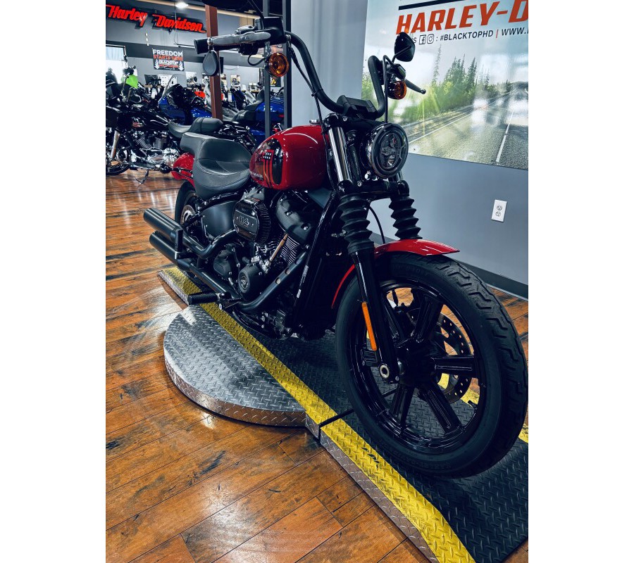 2022 Harley-Davidson® Street Bob® 114 REDLINE RED