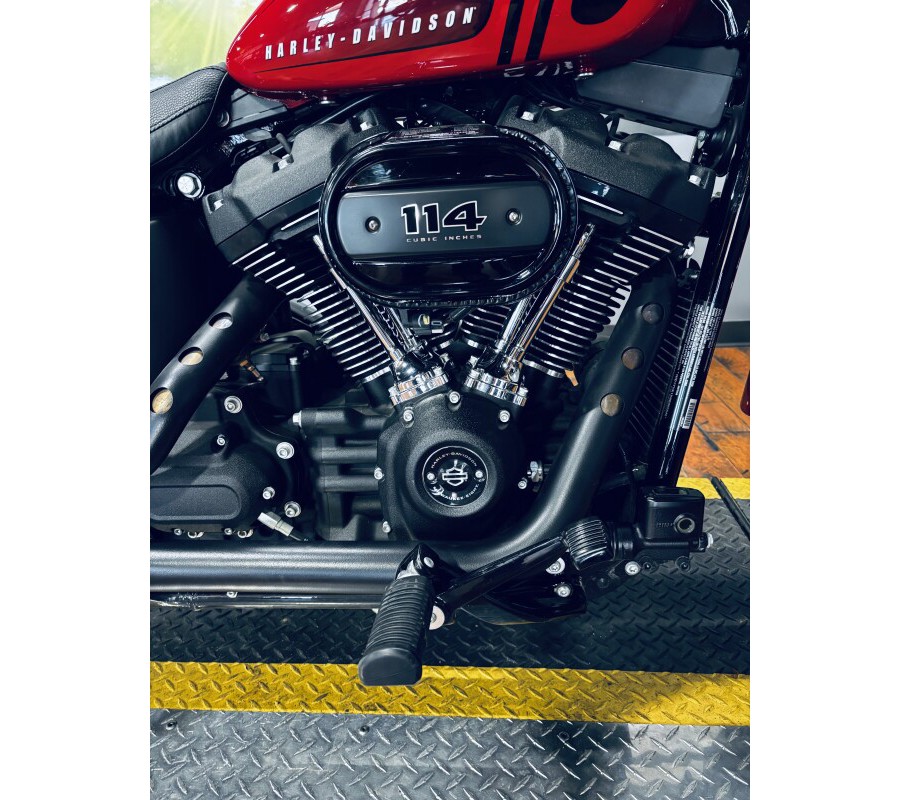 2022 Harley-Davidson® Street Bob® 114 REDLINE RED