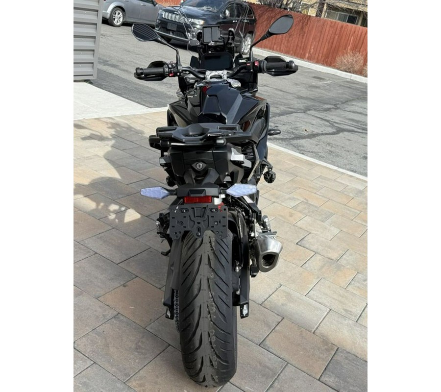 2025 BMW S 1000 XR Triple Black Low Suspension