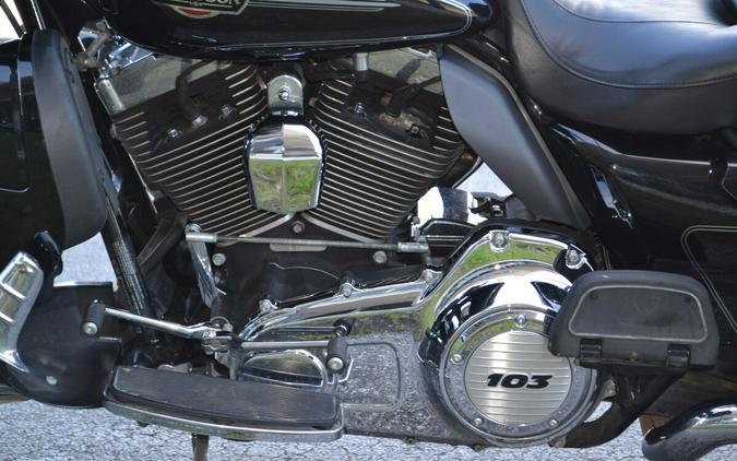 2012 Harley-Davidson® Ultra Classic™ Electra Glide® - FLHTCU