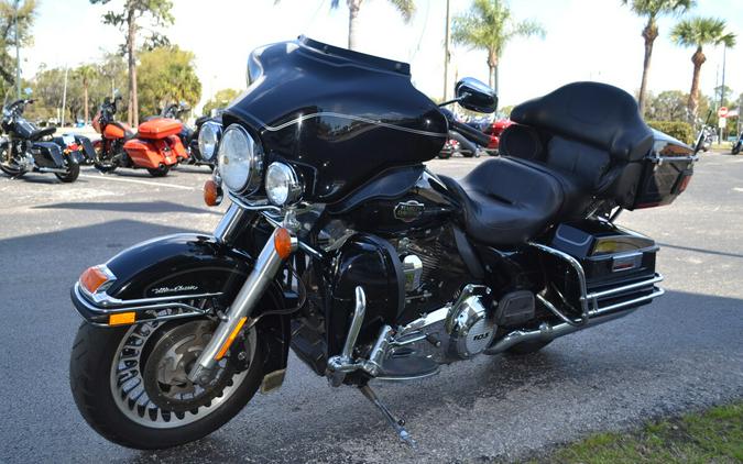 2012 Harley-Davidson® Ultra Classic™ Electra Glide® - FLHTCU