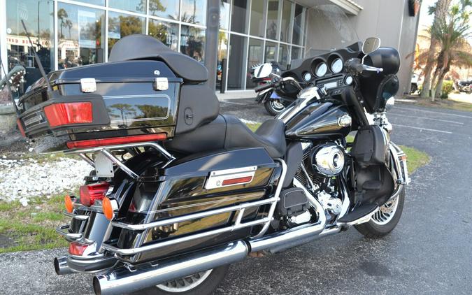 2012 Harley-Davidson® Ultra Classic™ Electra Glide® - FLHTCU