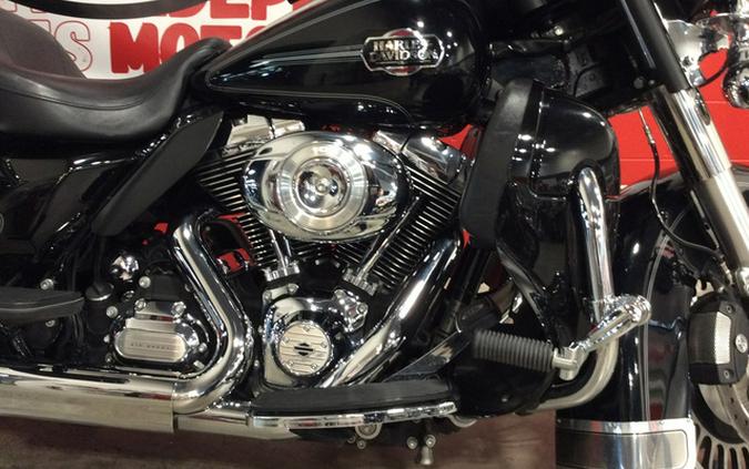 2012 Harley-Davidson FLHTCU Ultra Classic Electra Glide
