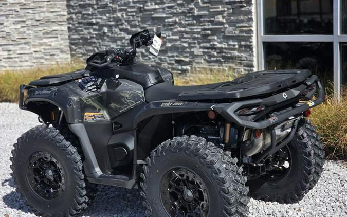 2027 Can-Am Outlander Backcountry Multicam Dark Camo 7.6 in.