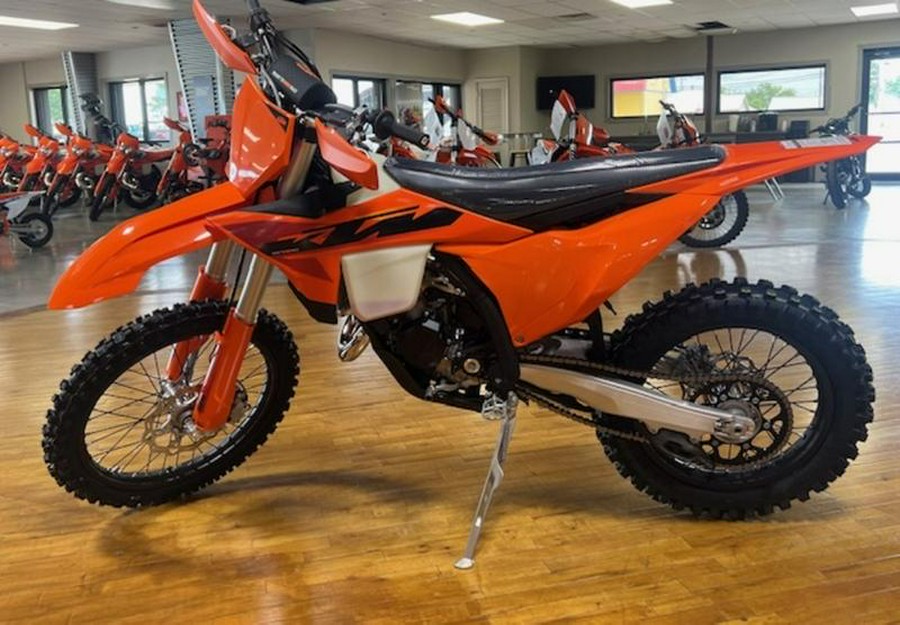 2025 KTM 125 XC