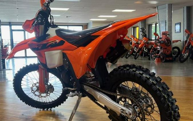 2025 KTM 125 XC