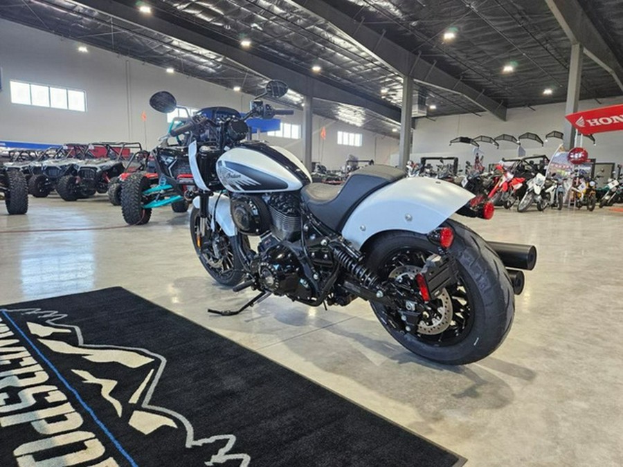 2025 Indian Sport Chief Ghost White Metallic Smoke