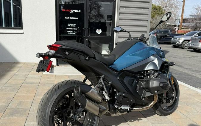 2026 BMW R 1300 R Snapper Rocks Blue