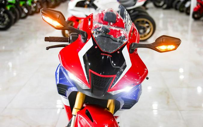 2021 Honda CBR1000RR-R Fireblade SP