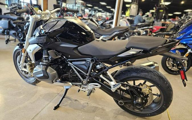 2024 BMW R 1250 R Triple Black